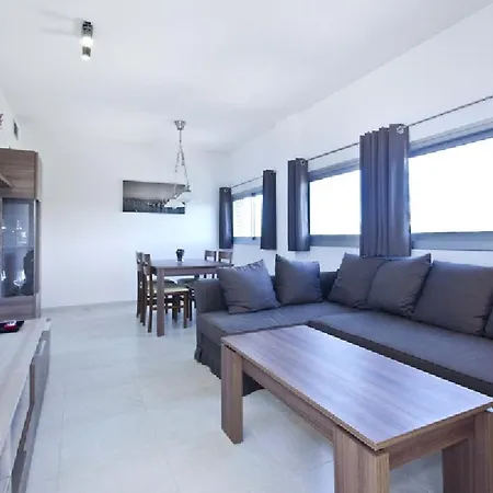 Uhc Paradise Village Family Complex Apartamento