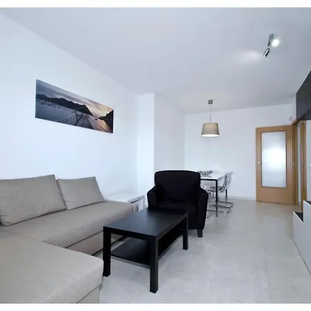 Uhc Paradise Village Family Complex Salou