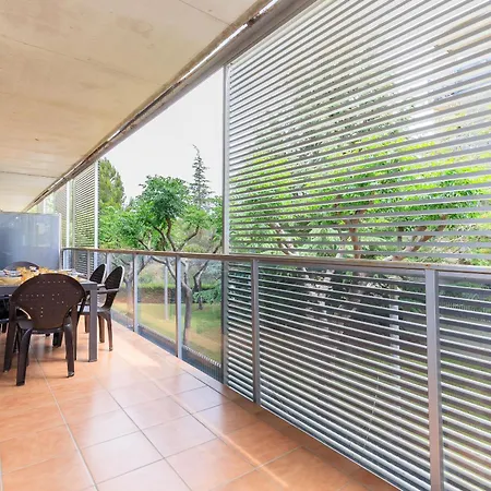 Uhc Paradise Village Family Complex * Salou