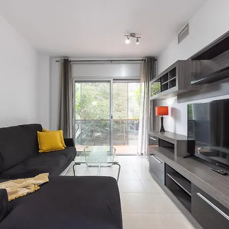 Uhc Paradise Village Family Complex Apartment Salou