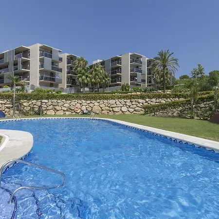 Uhc Paradise Village Family Complex * Salou
